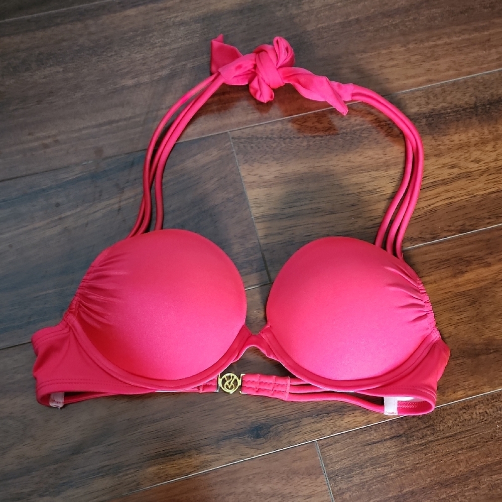Vibrant Red Halter Bombshell Bikini With Classic … - image 4